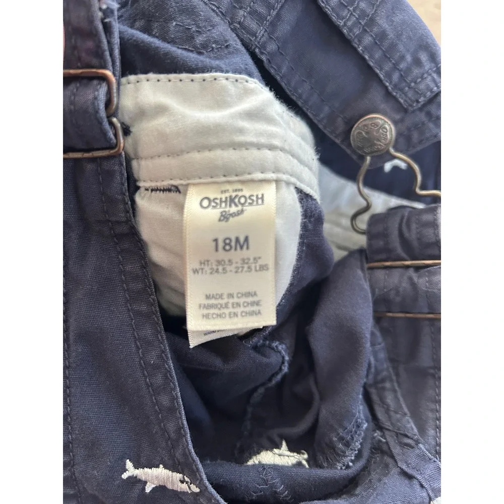 OshKosh B'gosh Shark Embroidered Navy Blue Canvas Overalls 18M Vestbak